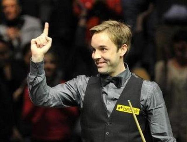 关键阶段持 关键阶段持